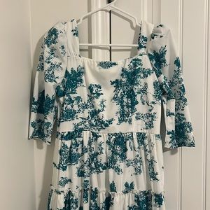 Square neck midi flowy dress